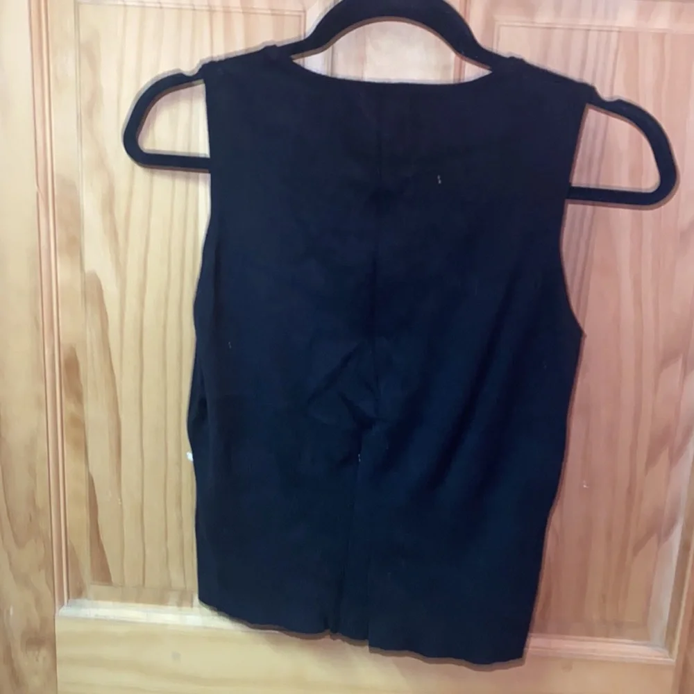 Tank - Picture 5 of 5